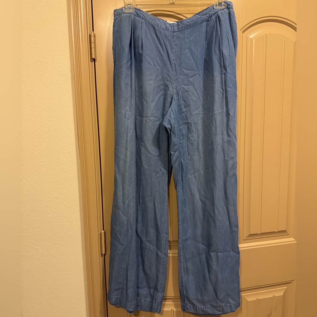 Brand New Merona Wide Leg Blue Denim Pants Brand New Merona Wide Leg Blue Denim Pants